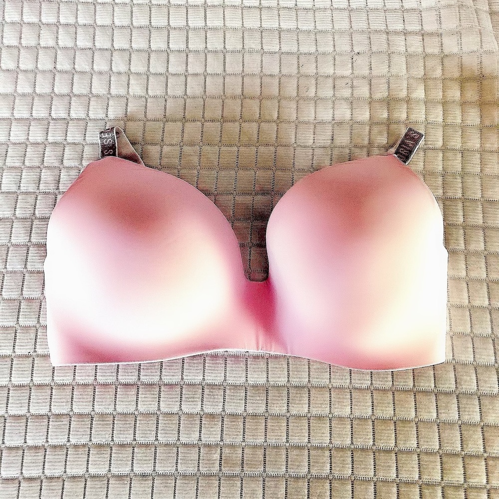 NWOT Victoria’s Secret Wireless T-Shirt Bra